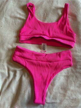 kulani kinis neon pink bikini size large